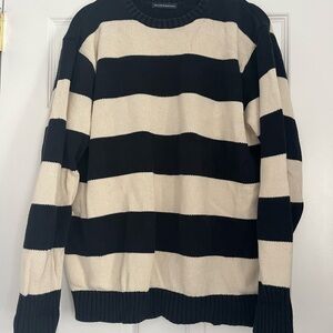 Brandy Melville Striped Navy and Cream Sweater #coastal